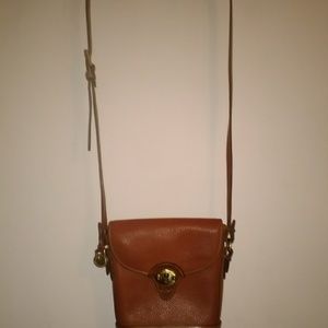 Dooney & Bourke purse